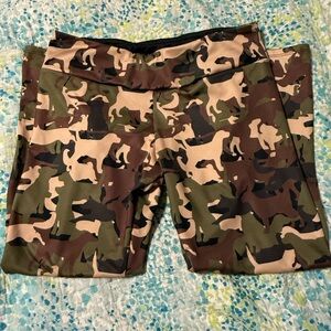 Wags & Weights spandex capris in a Camo Print shaped as dogs